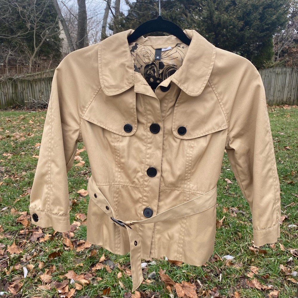 H&M belted cropped trench coat. Sz 4